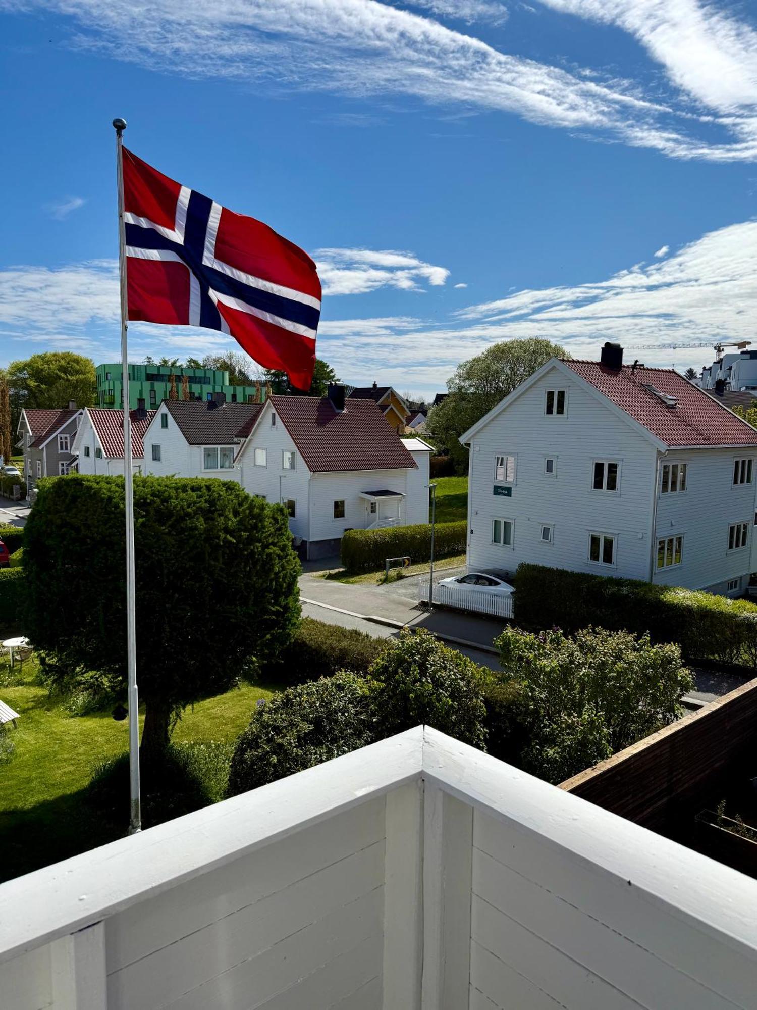 Central Family Twinhouse Stavanger Exterior foto